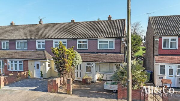 Wickham Road, Grays