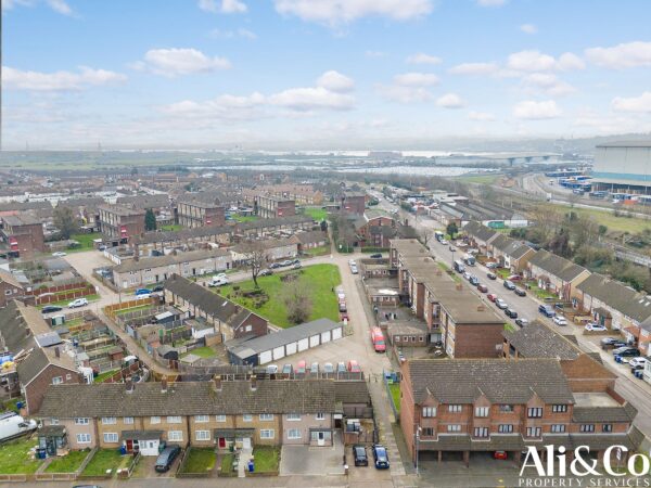 Sydney Road, Tilbury
