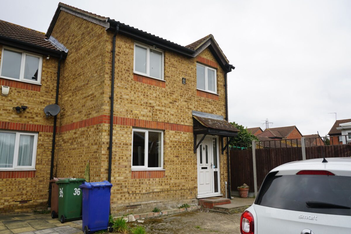 Oakley Close, Grays