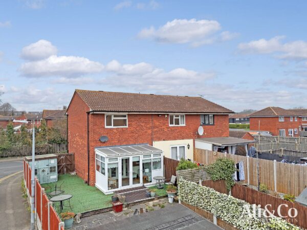 Churchill Road, Grays