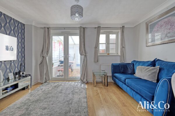 Grenville Road, Grays