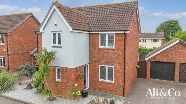 Conrad Close, Grays