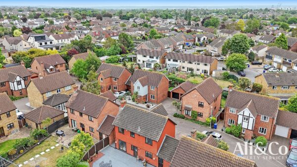 Conrad Close, Grays