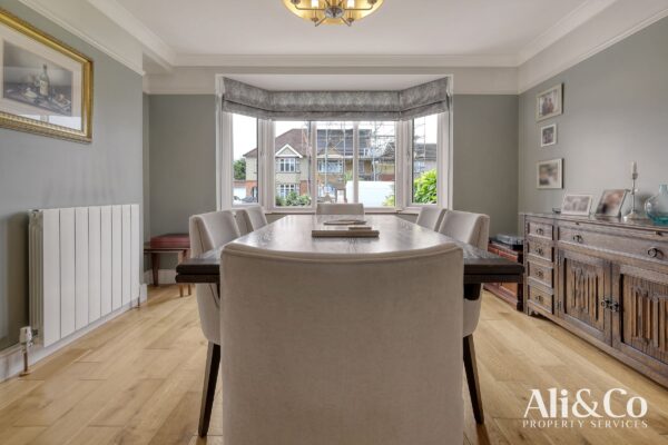 Tennyson Avenue, Grays
