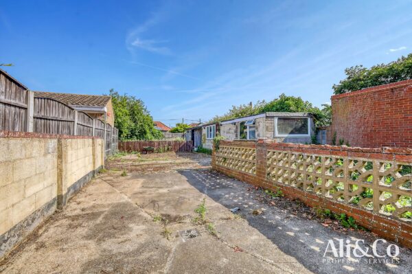 Nelson Road, South Ockendon