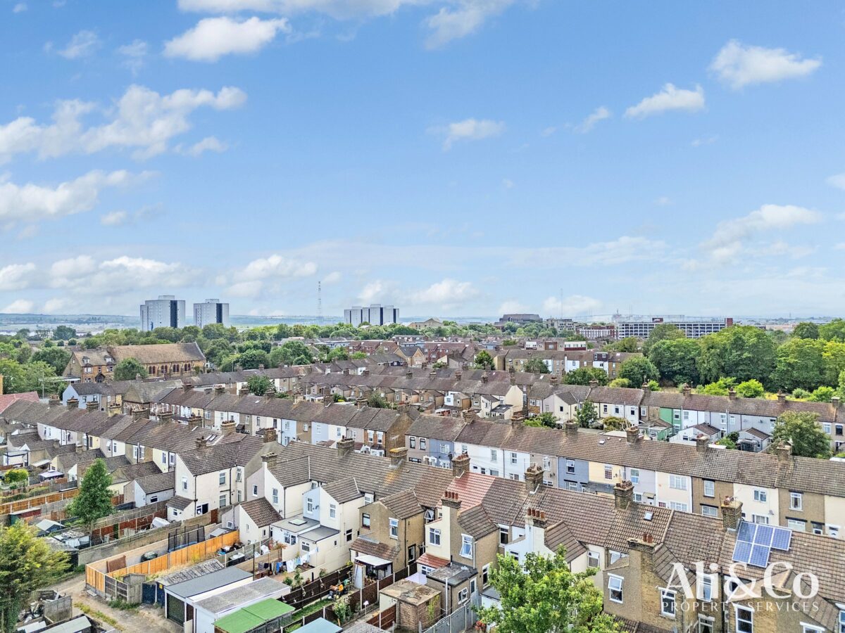 Kent Road, Grays