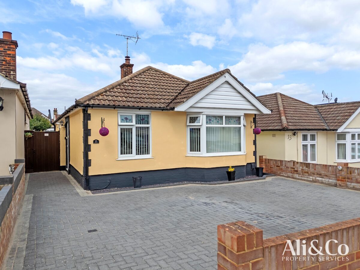 Boscombe Avenue, Grays