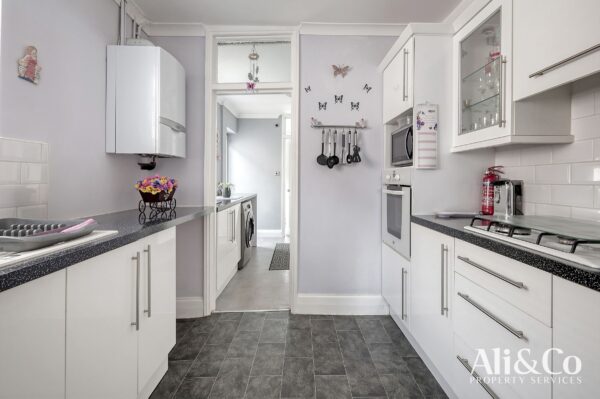Boscombe Avenue, Grays