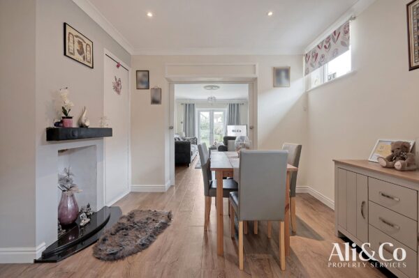 Boscombe Avenue, Grays