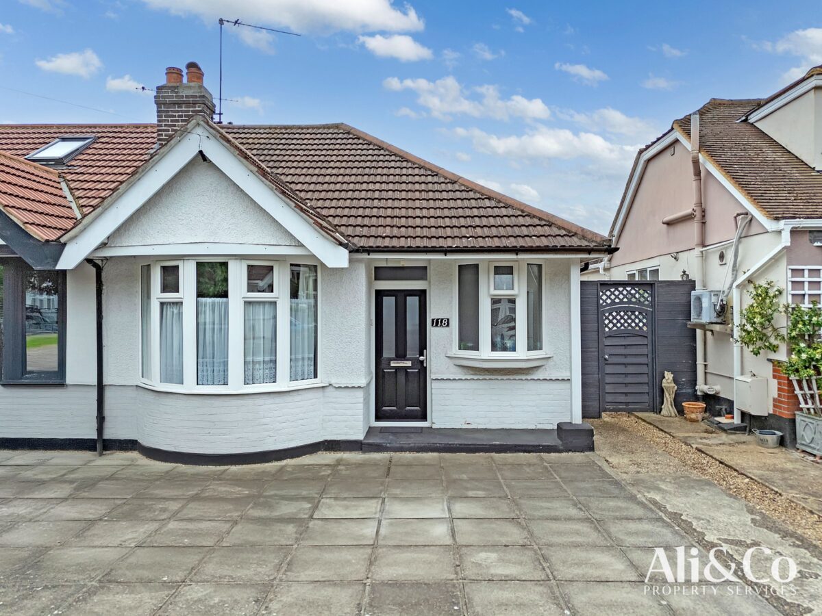 Howard Road, Upminster