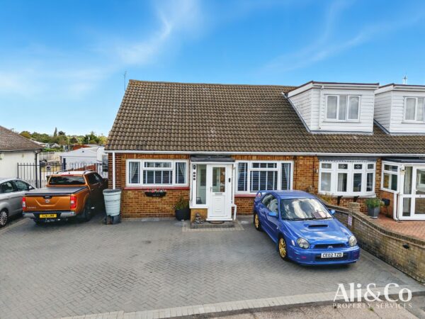 Heath Road, Orsett Heath