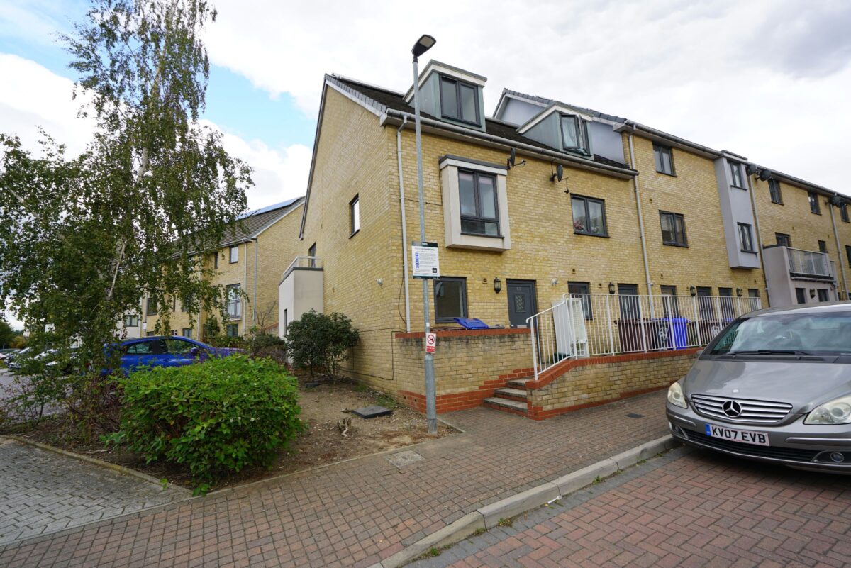 Draper Close, Grays