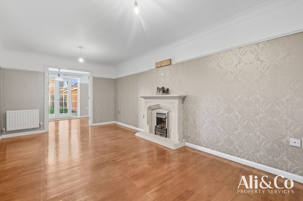 Frobisher Gardens, Chafford Hundred