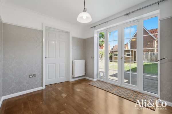 Frobisher Gardens, Chafford Hundred