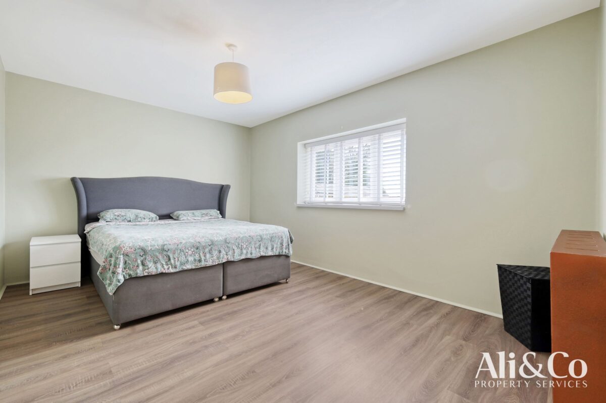 Turners Retreat, Marshfoot Road, Grays