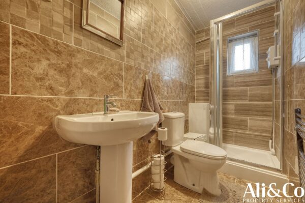 Sydney Road, Tilbury