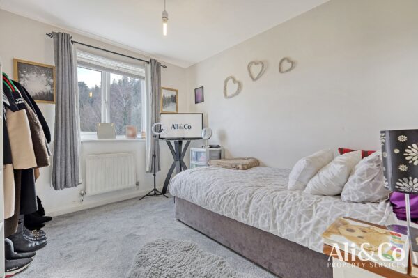 Frobisher Gardens, Chafford Hundred