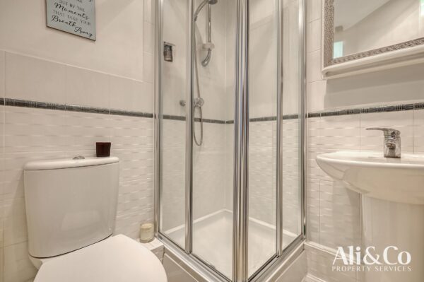 Frobisher Gardens, Chafford Hundred