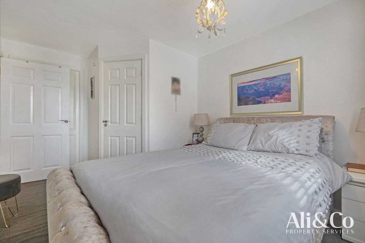 Frobisher Gardens, Chafford Hundred