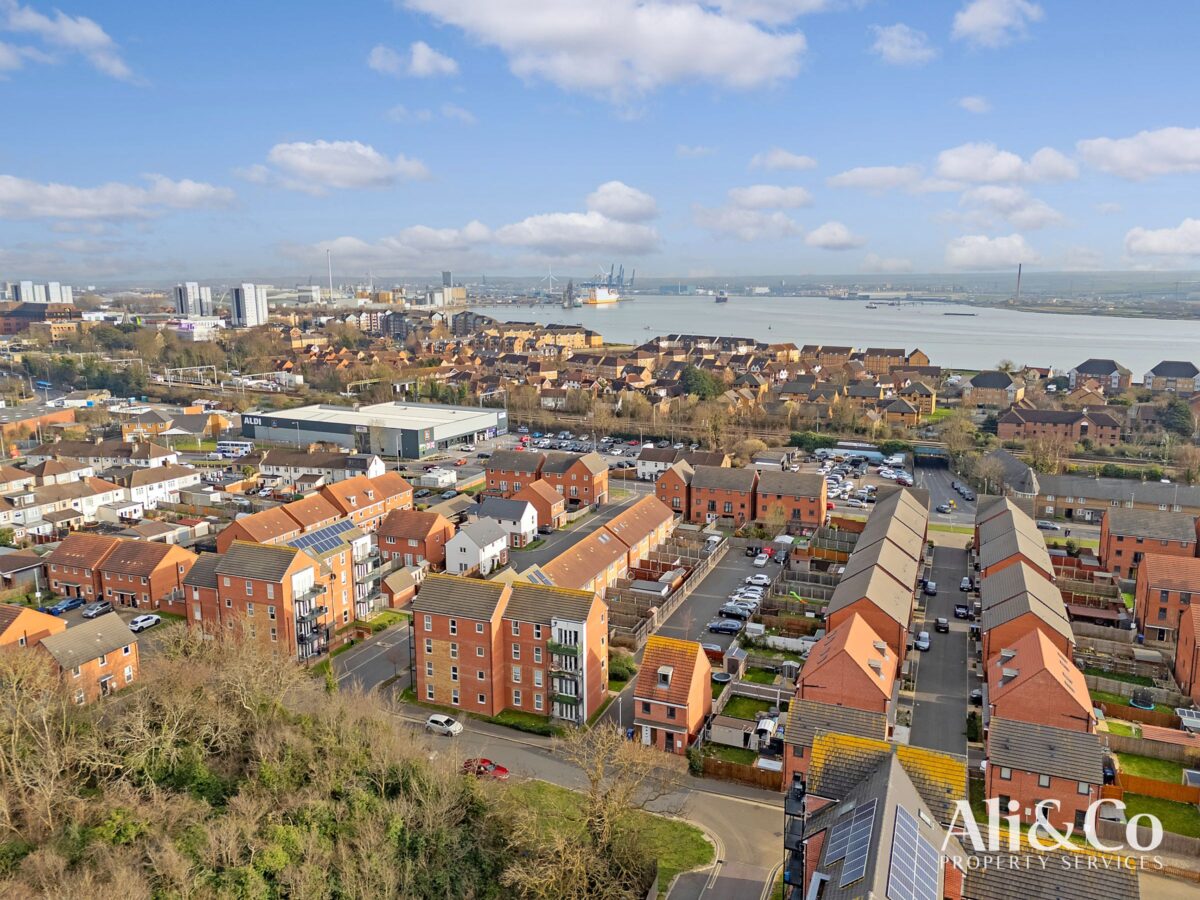 Malthouse Drive, Grays