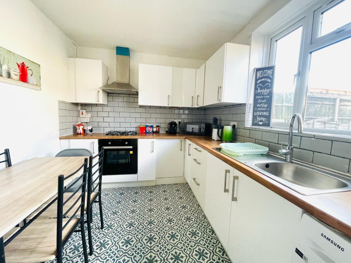 Shandy Street, London