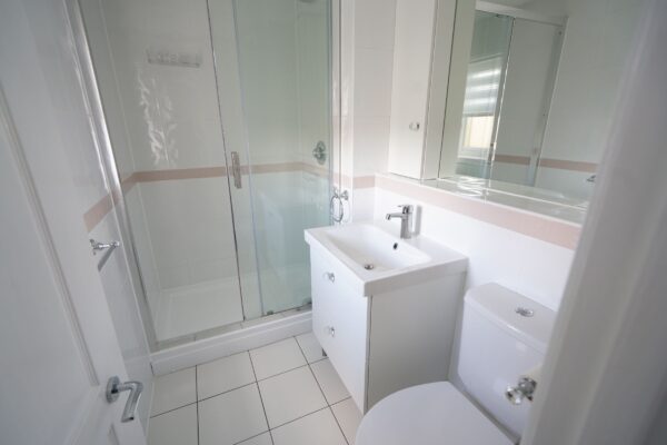 Celedon Close, Grays