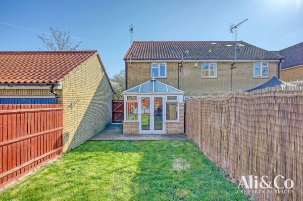 Thistle Close, Basildon