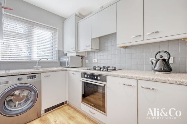 Thistle Close, Basildon