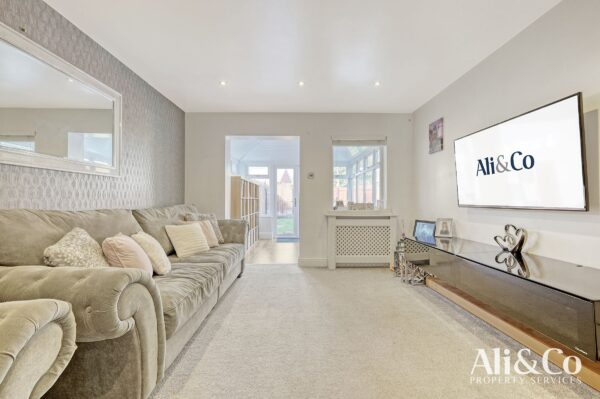 Thistle Close, Basildon