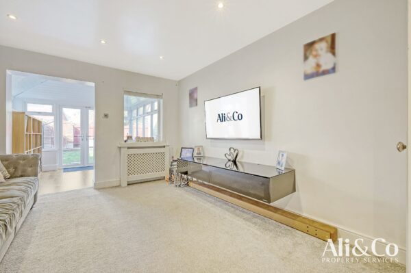 Thistle Close, Basildon