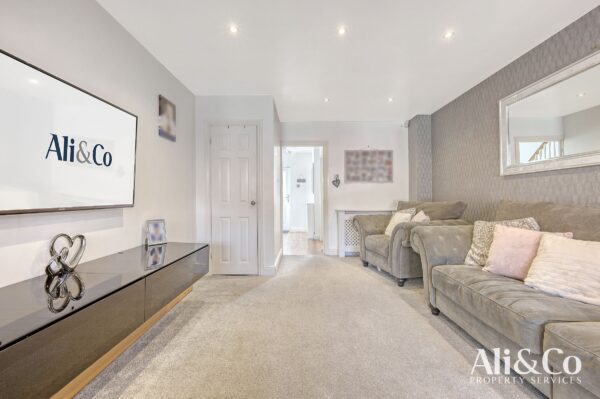 Thistle Close, Basildon