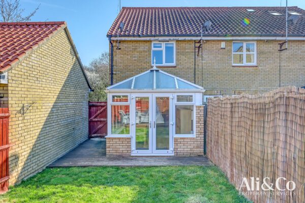 Thistle Close, Basildon