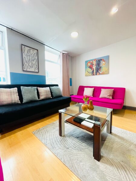 Commercial Road, London