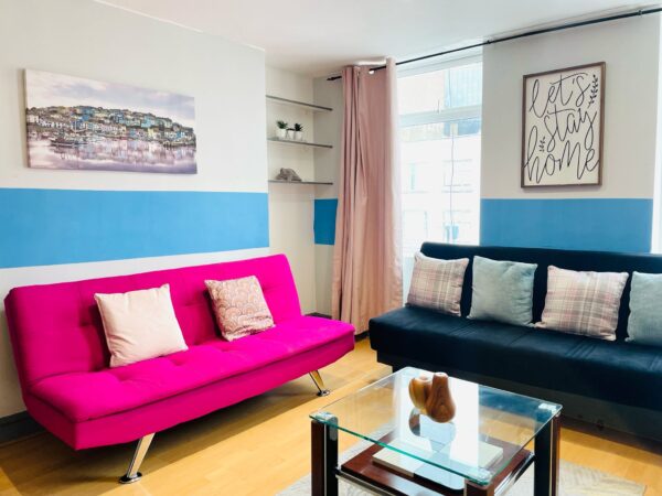 Commercial Road, London