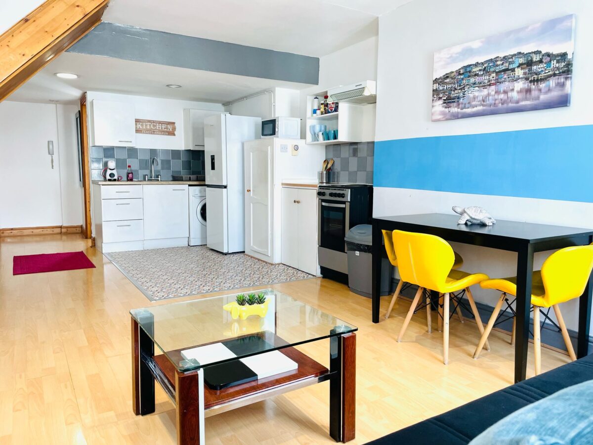 Commercial Road, London