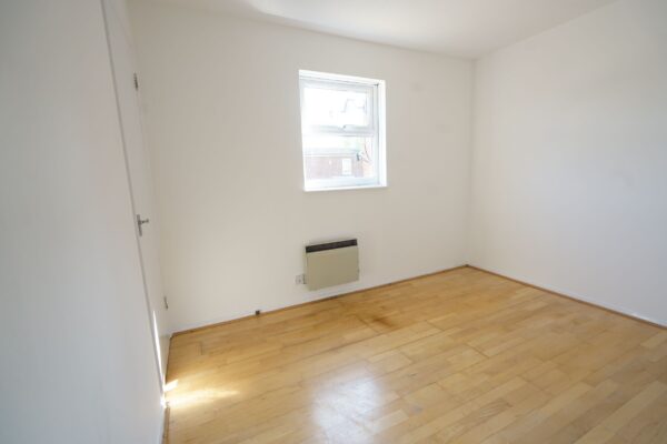 Marlow Avenue, Purfleet