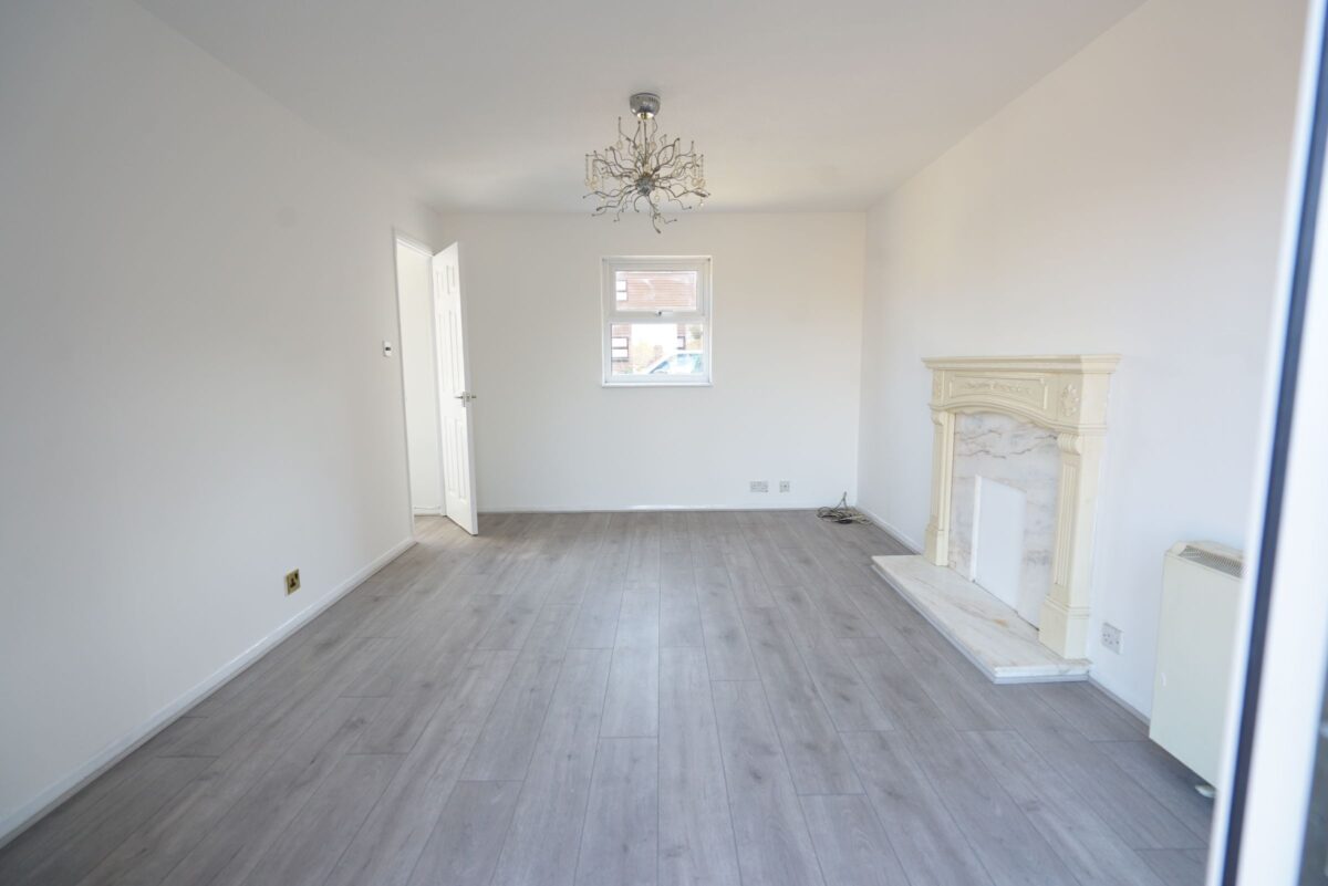 Marlow Avenue, Purfleet