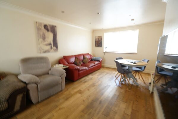 Sydney Road, Tilbury