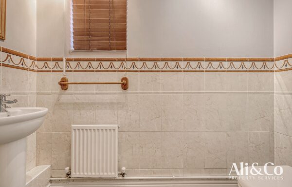 Maunder Close, Chafford Hundred