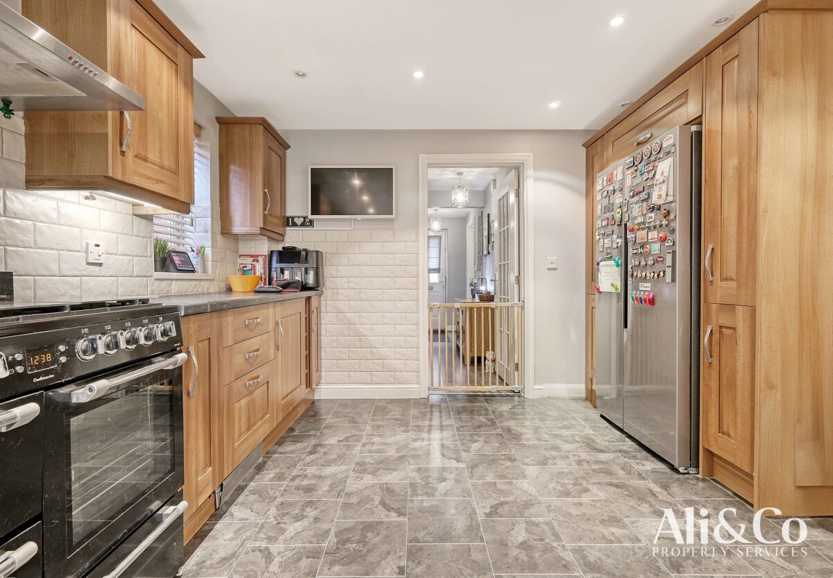 Maunder Close, Chafford Hundred