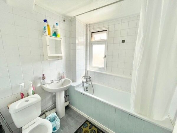 Leicester Road, Tilbury