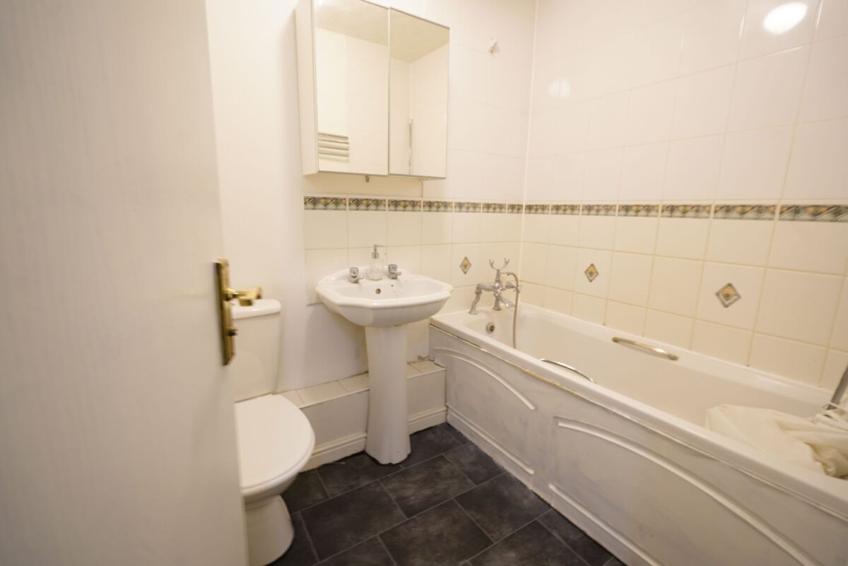 Josling Close, Grays