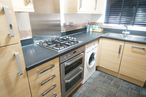 North Road, Purfleet