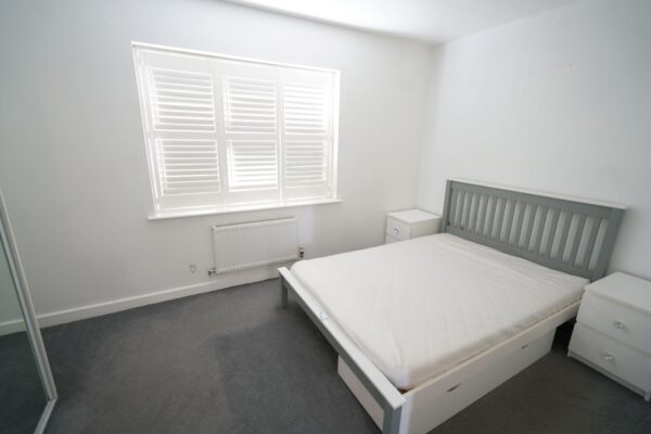 North Road, Purfleet