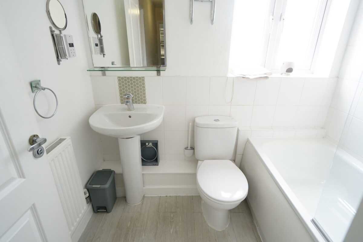 North Road, Purfleet