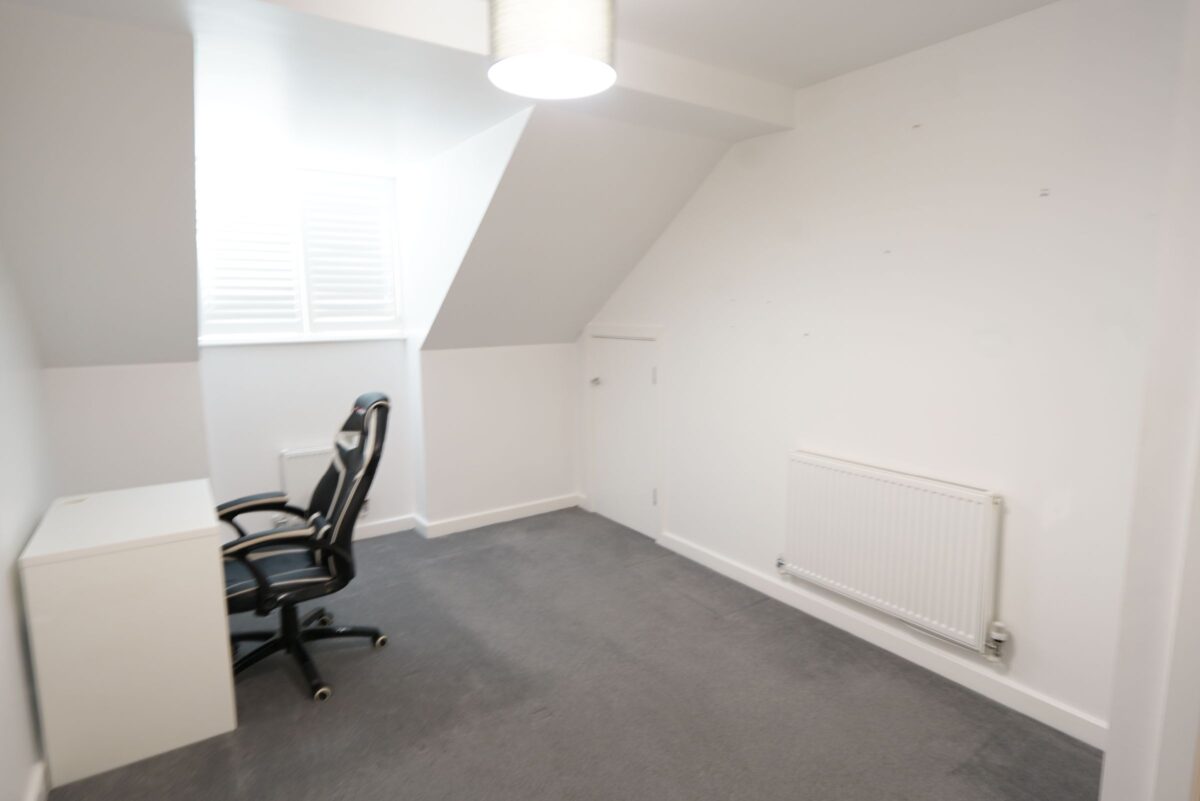 North Road, Purfleet