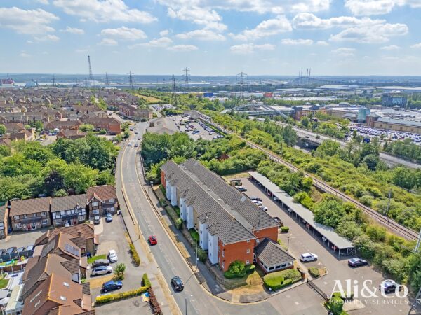 Flat , Gower Place, Chafford Hundred, Grays