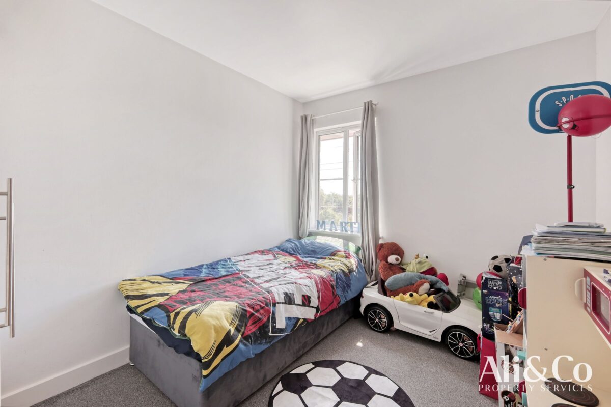 Flat , Gower Place, Chafford Hundred, Grays