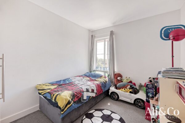 Flat , Gower Place, Chafford Hundred, Grays