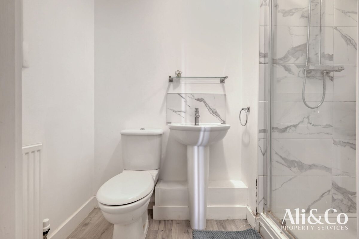 Flat , Gower Place, Chafford Hundred, Grays